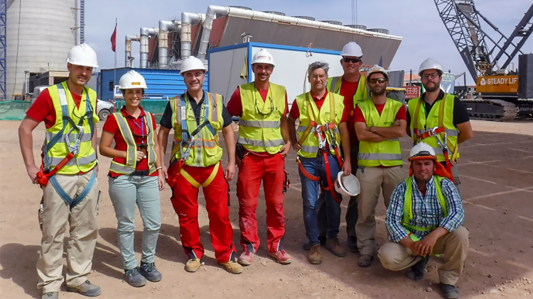 Die eltherm Monteure realisieren weltweit Großprojekte in verschiedenen Industriezweigen.